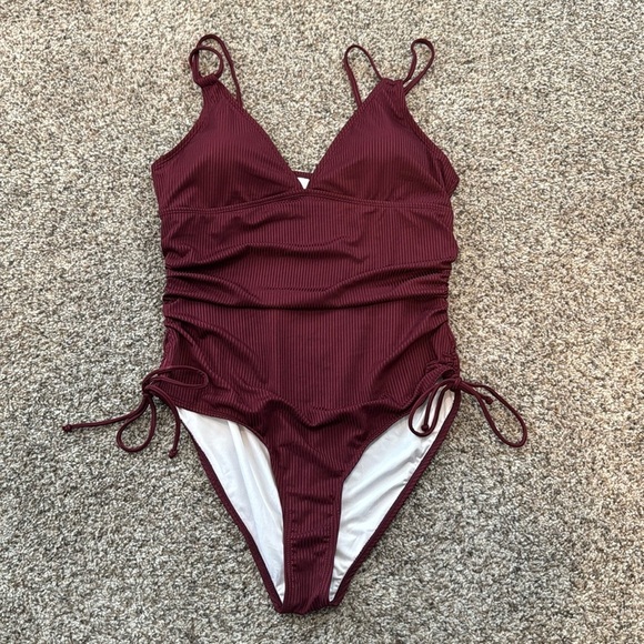 Women's Ribbed Strappy V Neck Adjustable Tie One Piece Swimsuit Size Extra Large - Picture 1 of 6